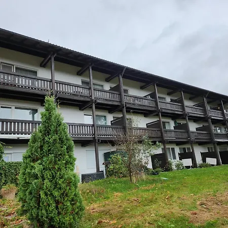 Mit Kuechenzeile In Einer Abgelegenen Ehemaligen Hotelanlage Apartament